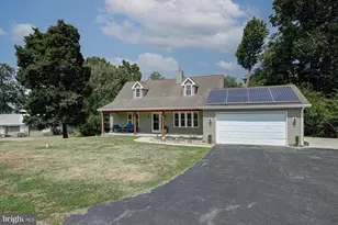 119 N Meadow Dr, Townsend, DE 19734 - Photo 2
