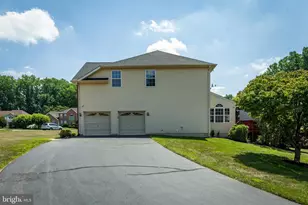 22 Hidden Oaks Blvd, Wilmington, DE 19808 - Photo 4