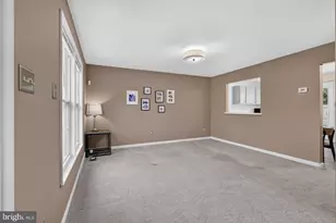 112 Ermine Dr, New Castle, DE 19720 - Photo 8