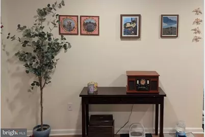 5058 W Brigantine Court, Wilmington, DE 19808 - Photo 4