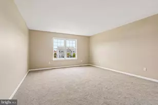 338 Wheatsheaf Dr, New Castle, DE 19720 - Photo 32