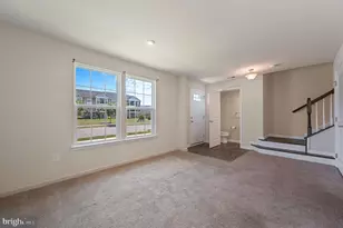 343 S Parkway Dr, Middletown, DE 19709 - Photo 2