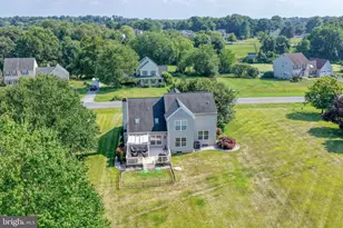 310 W Bradford Ct, Middletown, DE 19709 - Photo 4