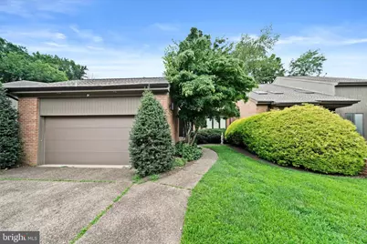 122 Downs Drive, Wilmington, DE 19807 - Photo 2