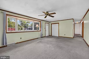 136 Kingston Dr, Bear, DE 19701 - Photo 4