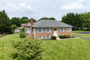 106 Michael Ln, Bear, DE 19701 - Photo 2
