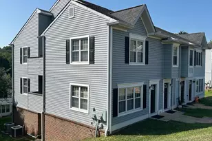 27 Martine Ct, Newark, DE 19711 - Photo 2
