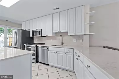 208 Stonebridge Boulevard, New Castle, DE 19720 - Photo 6