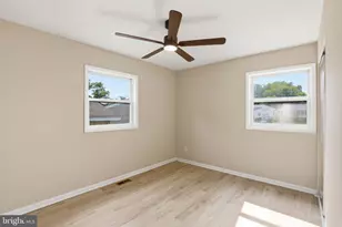 60 Holden Dr, New Castle, DE 19720 - Photo 16