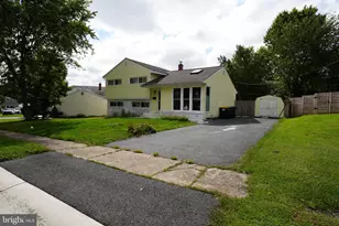 21 Burns Rd, Claymont, DE 19703 - Photo 1
