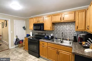415 E 10th St, Wilmington, DE 19801 - Photo 4