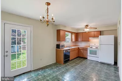6 Broadleaf Drive, Newark, DE 19702 - Photo 8