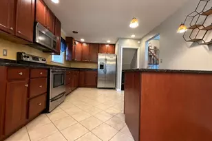 2030 Longcome Dr, Wilmington, DE 19810 - Photo 2