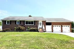 1705 S Riding Ln, Wilmington, DE 19804 - Photo 2