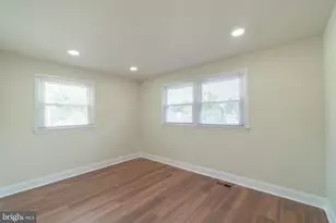2104 Wildwood Dr, Wilmington, DE 19805 - Photo 30