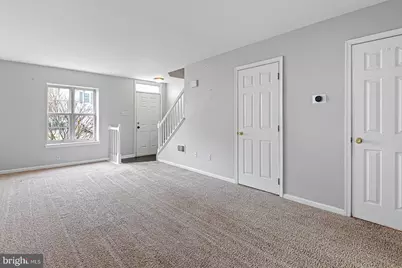 133 Creekside Court, Newark, DE 19702 - Photo 2