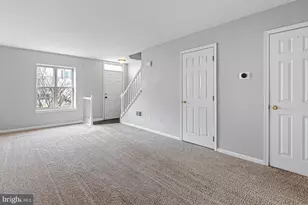 133 Creekside Ct, Newark, DE 19702 - Photo 2