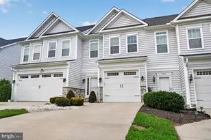 409 Sitka Spruce Ln, Townsend, DE 19734 - Photo 2