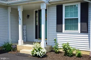 154 Sugarberry Dr, New Castle, DE 19720 - Photo 2