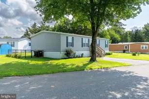 201 Aspen Cir, Middletown, DE 19709 - Photo 2
