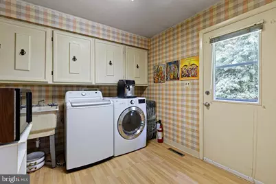231 E Seneca Drive, Newark, DE 19702 - Photo 14