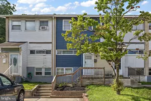 48 Oakmont Dr, New Castle, DE 19720 - Photo 2