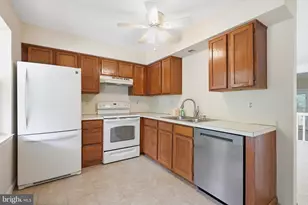 36 Ashley Dr, New Castle, DE 19720 - Photo 8