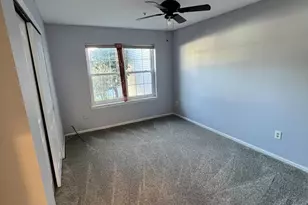 1104 Waters Edge Dr, Newark, DE 19702 - Photo 2