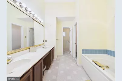 311 Pleasant Knoll Court, Newark, DE 19711 - Photo 6