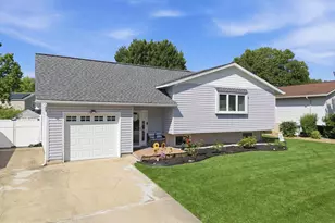 31 Spectrum Dr, Newark, DE 19713 - Photo 2