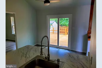 67 Charles Drive, New Castle, DE 19720 - Photo 2