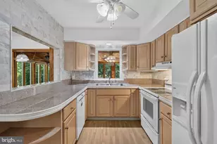 55 E Cherokee Dr, Newark, DE 19713 - Photo 10