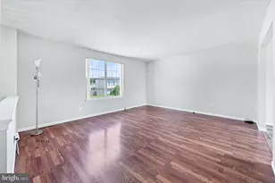 24 W Country Ln, Newark, DE 19702 - Photo 6