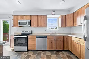 24 W Country Ln, Newark, DE 19702 - Photo 14