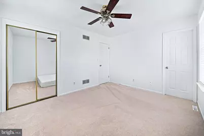 24 W Country Lane W, Newark, DE 19702 - Photo 14
