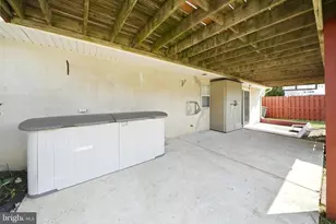24 W Country Ln, Newark, DE 19702 - Photo 34