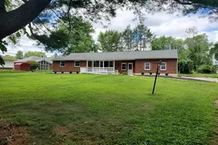 2630 Marsh Rd, Wilmington, DE 19810 - Photo 2