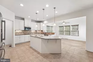 818 N Aikens Tavern Ct, Newark, DE 19702 - Photo 4