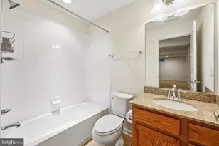 818 N Aikens Tavern Ct, Newark, DE 19702 - Photo 30