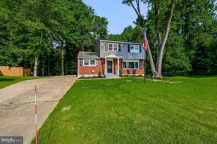 136 Hedgewick Dr, Newark, DE 19702 - Photo 1