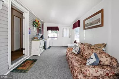 110 W Tulip Court, Newark, DE 19713 - Photo 8