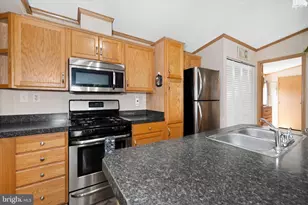 110 W Tulip Ct, Newark, DE 19713 - Photo 14
