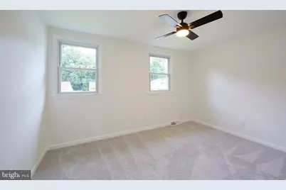 48 E Cherokee Drive, Newark, DE 19713 - Photo 18