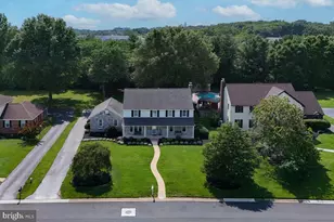 8 Lombardy Dr, Wilmington, DE 19803 - Photo 2