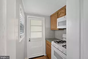 2203 N Spruce St, Wilmington, DE 19802 - Photo 18