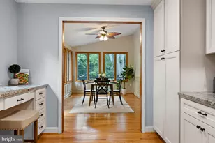 2533 Deepwood Dr, Wilmington, DE 19810 - Photo 10