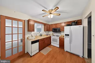 13 White Clay Crescent, Newark, DE 19711 - Photo 6