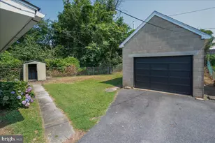 1515 Hickory Rd, Wilmington, DE 19805 - Photo 2