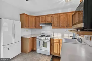 153 W Edinburgh Dr, New Castle, DE 19720 - Photo 6