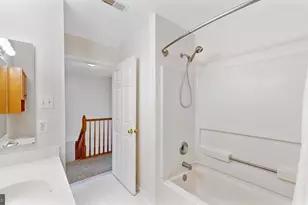9 Linden Pl, Newark, DE 19702 - Photo 18